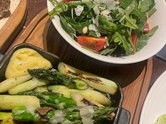-恰餐厅及酒吧 CHAR Bar & Grill (北京丽都皇冠假日店)
