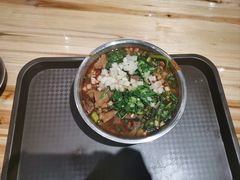 -柳州肥姨妈大骨螺蛳粉(曹路店)