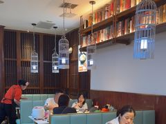 -阿瓦山寨·湘菜现炒·剁椒鱼头王(咸阳总店)