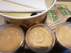 -麦当劳(鄂尔多斯机场店)
