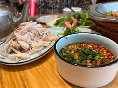 -兔行天下-鸿鹤鲜锅兔(中海国际店)