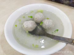 鱼丸汤-台中肉员