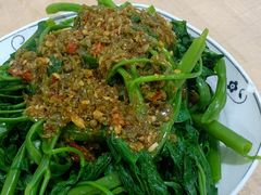 剁椒藤菜-洪霞餐馆