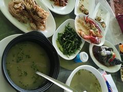 -四川小胡子海鲜(丁村万人海鲜广场店)