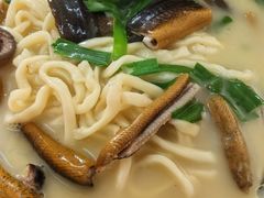 -三百碗宝应长鱼面(板仓街店)