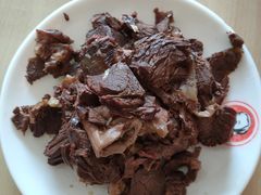 -闫家驴肉老店(华电一校店)