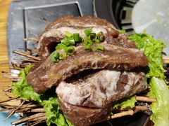 -枣玛露炭火烤肉脊骨锅