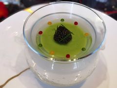 帝王蟹肉牛油果泥配鱼子酱-L'ATELIER de Joel Robuchon(外滩18号店)