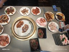 -汉金城海鲜烤肉自助百汇(烟台永旺购物中心店)