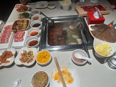 -海底捞火锅鲜切牛肉主题店(长寿路店)