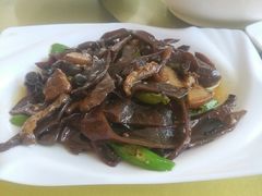 -丹霞山迎客楼民宿私房菜