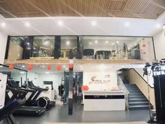 -思迈威健身(积玉桥万达店)