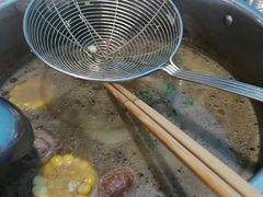 -湾区九号鲜切牛肉火锅(明珠南路店)
