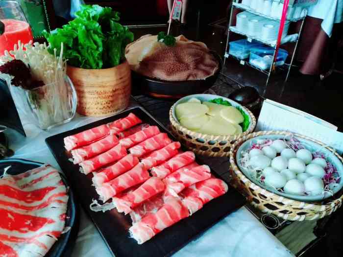 豆捞坊(上海中山公园店)-"身为吃过的我,豆捞也是我一大爱好,味道不.