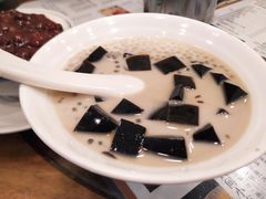 椰汁西米龟苓膏-阿坤传统手工小吃(沙坪坝店)