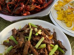 -丹水桥地锅鱼·翘嘴鲌·地方特色全鱼宴(丹江口大坝店)