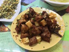 -泸沽肴(泸沽湖大洛水村农村信用社旁店)