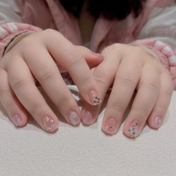 -Nail Me美甲美睫