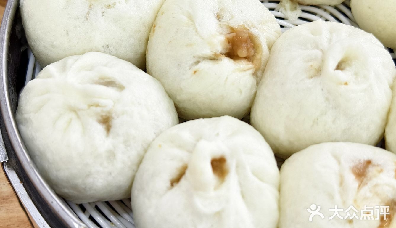 《留学路的美味小店[愉快]宜聪包子铺》