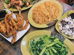 椒盐濑尿虾-贞姨美食·老字号海鲜大排档