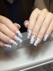 -Lucky girl建构养甲·中式翘睫专业店