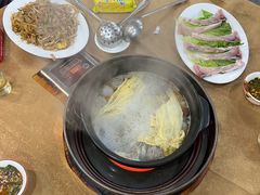 -濠轩阁特色生蚝火锅(水湾路店)