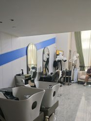 -米娜造型蛋白烫发