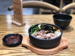 -吴草鸡爪오초닭발韩食堂(融恒盈嘉中心店)