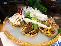 -菌彩云南野生菌火锅(呈贡七彩云南第壹城店)