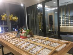 -无界眼镜MaxLess(五角场万达店)