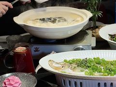 -许爷家·生态湖鲜(徐汇日月光店)