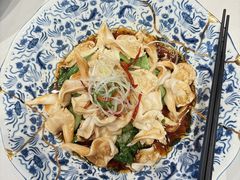 -品海楼·大连海胆锅贴馆(东港店)