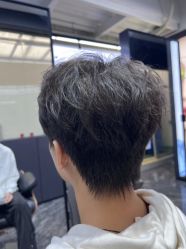 -藤野造型烫染·漂发