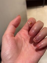 -爱美睫美甲会馆