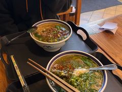 -云阿蛮云南生烫牛肉米线(奉贤路店)