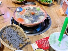 -阿婆情腊排骨火锅(金虹路店)