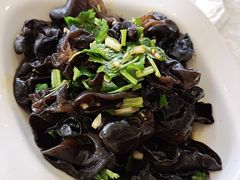 凉拌木耳-旋转餐厅