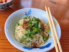 -兵哥豌豆面(雅颂居店)