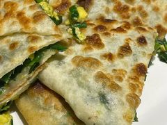 韭菜鸡蛋饼-河沿肉饼Beijing Pie(东华门店)