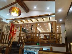 -青瓦餐厅·生鱼片·韩园烤肉(西塔店)