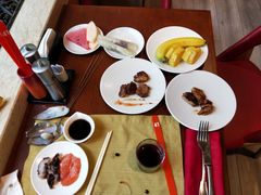 -松咖啡自助餐厅·松北香格里拉