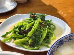 -代术连山回锅肉创始人餐厅(小学店)