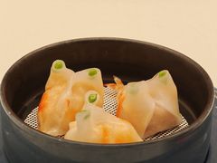 招牌金鱼虾饺-华尔道夫酒店·紫金阁