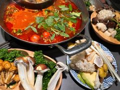 -楠小云·云南鲜菌·鲜牛自助火锅(九眼桥店)