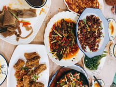 -洪霞餐馆