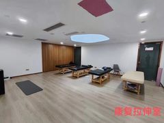 -英派斯健身旗舰店(海信国际中心馆)