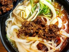 -丽虹云南过桥米线(兴工街店)