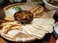 -魏铭鱼头捞饭(晋阳路店)