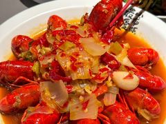 -龙巢盱眙龙虾·牛蛙·烧烤宵夜(八卦岭店)