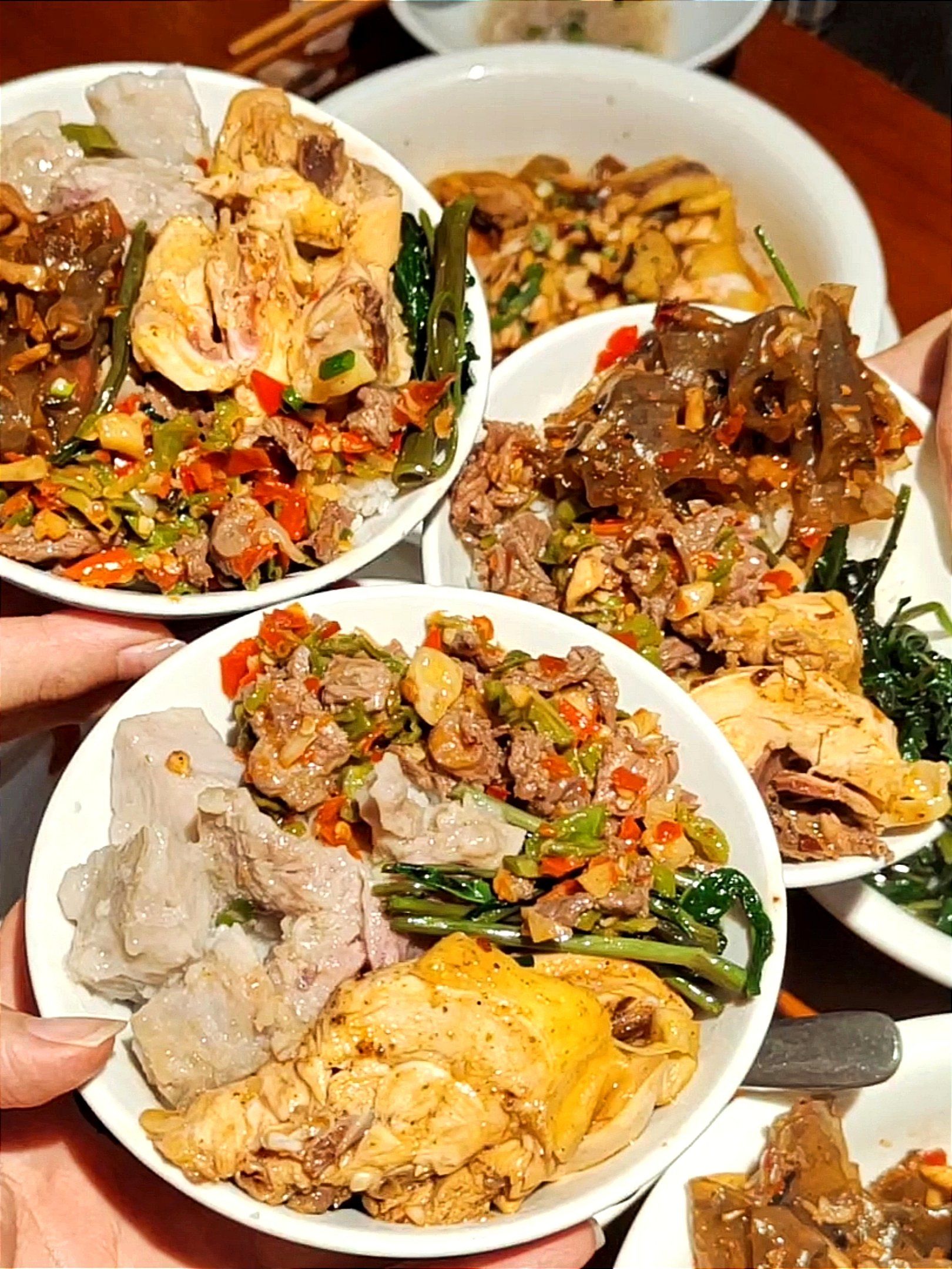 这一桌子湘菜可太实惠了01